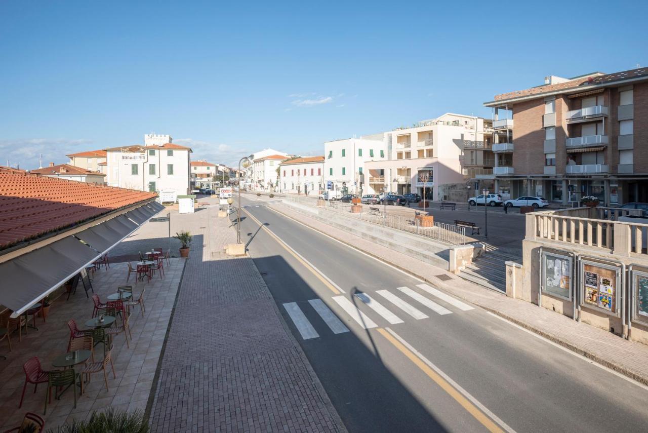 Trilocale A Due Passi Dal Centro E Dal Mare Lägenhet San Vincenzo Exteriör bild